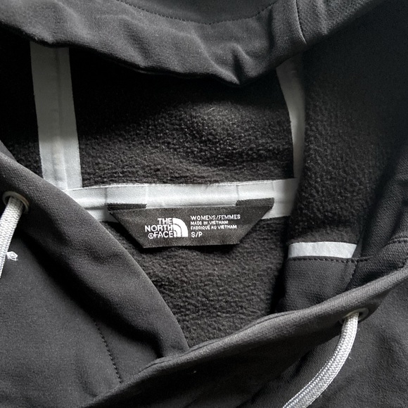 Women’s The North Face Outdoor Hoodie/Pullover Jacket- Size Small - Picture 4 of 6